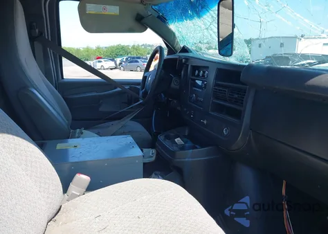 2014 Chevrolet Express G3500 z USA, uszkodzony, nr VIN 1GCZGTCA0E1190859